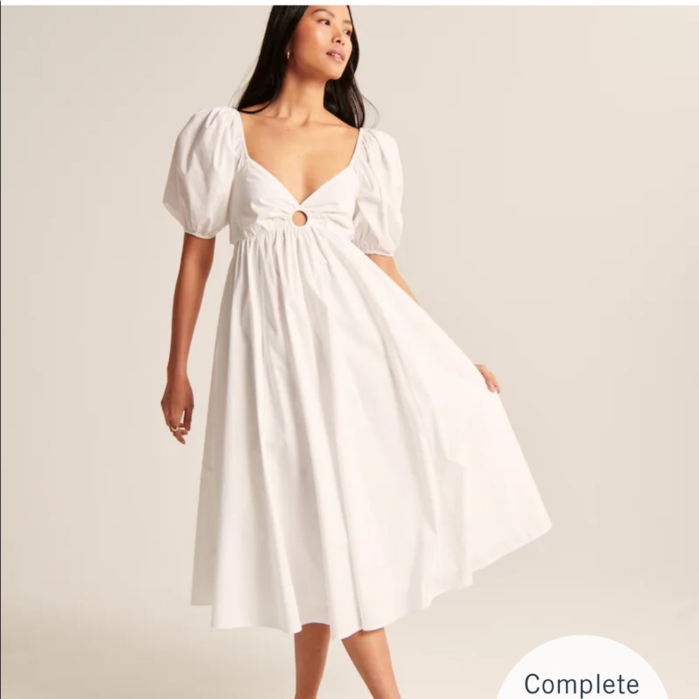 O-Ring Puff Sleeve Midi Dress in white size medium